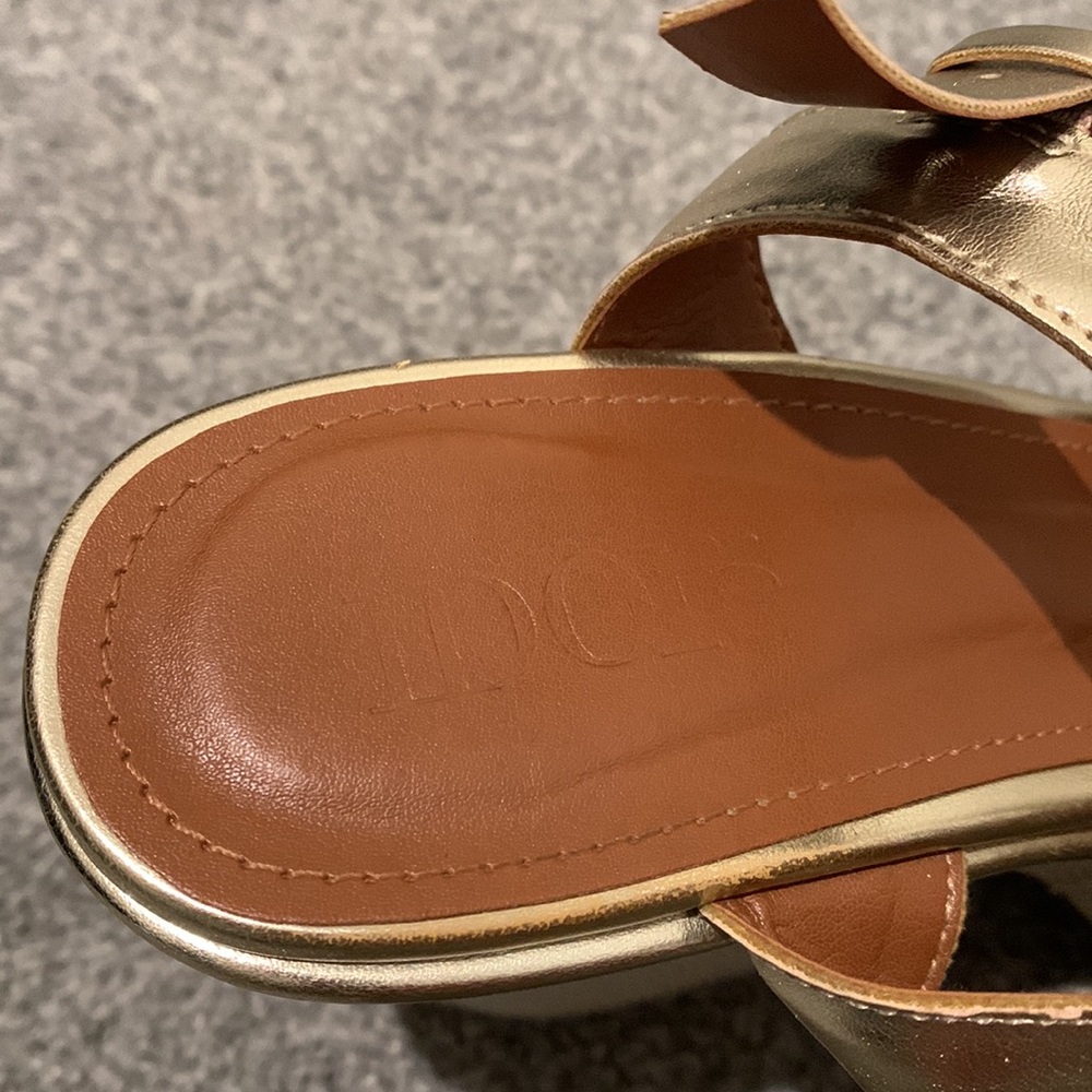 Idore Gold Platforms - Picture 7 of 10